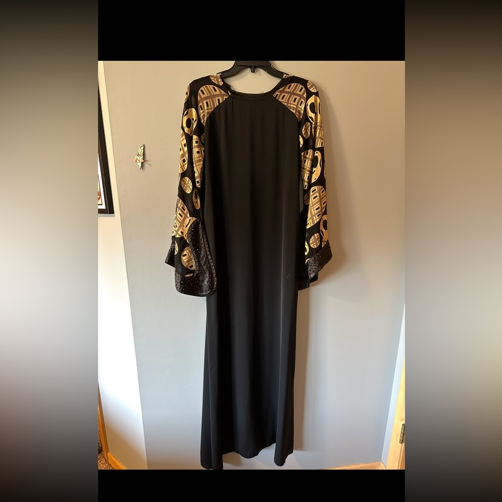 Black and Gold Long Sleeve Cocktail Gown